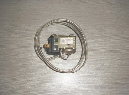 termostati del congelatore di serie di 110-250V Robertshaw utilizzati per il frigorifero, congelatore RC72635